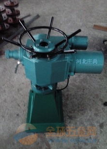 聚污成清 污水處理系列中的QD電動(dòng)裝置與螺桿啟閉機(jī)、攔污機(jī)協(xié)同應(yīng)用解析